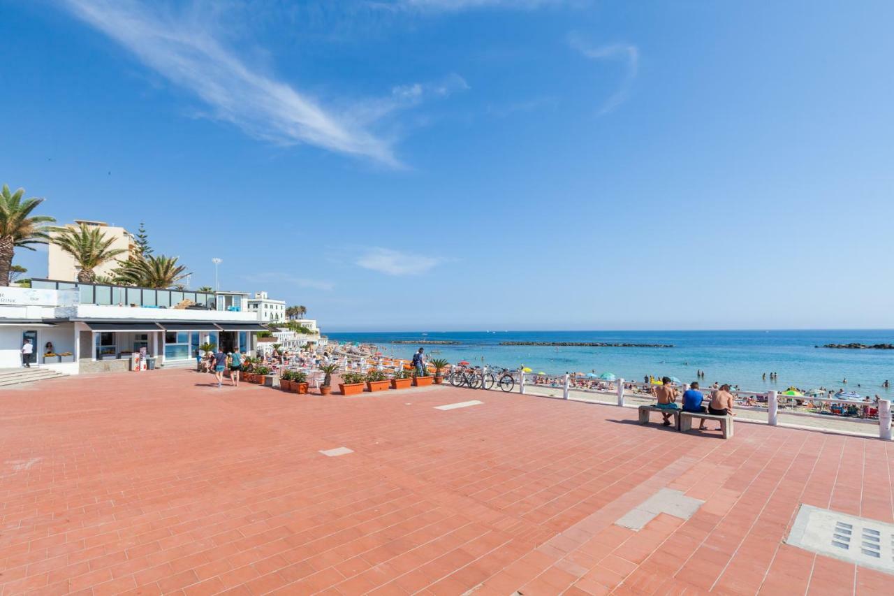 Titty Beach House Santa Marinella Zewnętrze zdjęcie